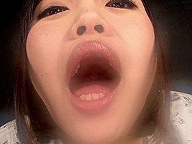 バーチャル映像で口臭吐き掛けられ、大量に唾も掛けられたい　サンプル画像02